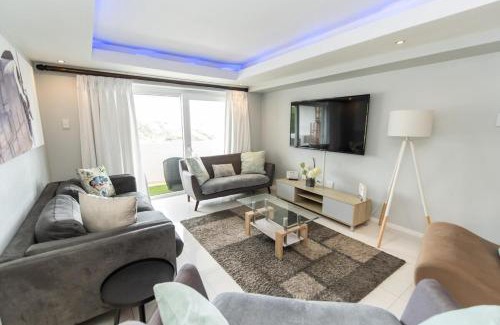 Summerstrand Apartment | The Pearls 2nd Floor Luxury Apartment