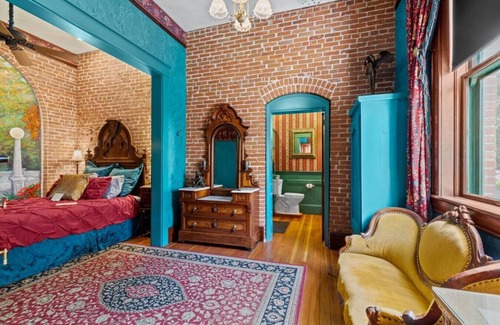 Historic Railroad District Hotel | The Peerless Hotel | Signature ADA Room #1 | Artist`s Abode