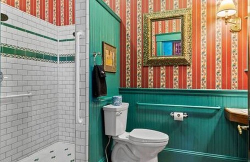 Historic Railroad District Hotel | The Peerless Hotel | Signature ADA Room #1 | Artist`s Abode