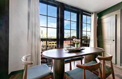 Central Business District Apartment | The Pelican by Hosteeva