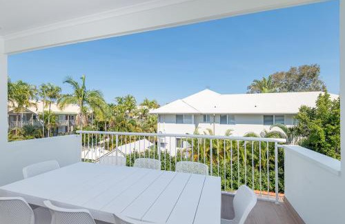 Noosaville Apartment | The Penthouse at Clearwater Noosa - Walk to Noosa Beach or Noosa River