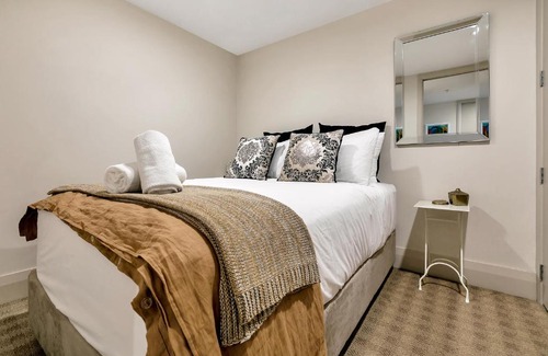 Auckland Central Business District Apartment | The Penthouse