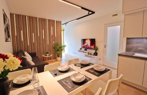 Smichov Apartment | The Peony Apartment in Smichov, Prague 5