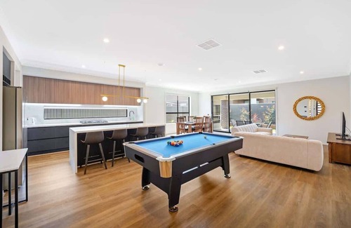 St Leonards House | The Perfect Beach Family Getaway in St Leonards!