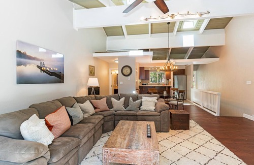 Incline Village Condo | The perfect getaway for a small group or families.