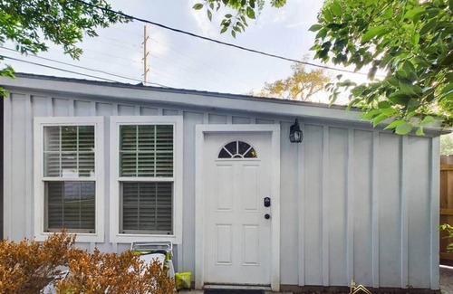 Arlington Apartment | The Perfect One Night Stay