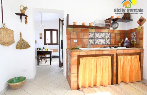 Ribera Villa | The perfect retreat for nature lovers with stunning views of the sea!