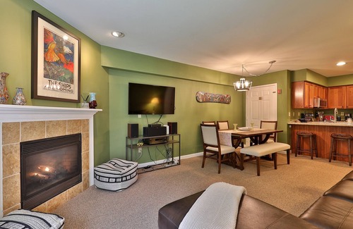 Killington Condo | The Pico Escape: 3br/2ba Ski On/ski Off At Pico Mountain. Close To Killington. 3 Bedroom Condo