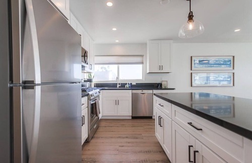 Oceanside Condo | The Pier House | Lux Oceanfront Penthouse | A/C