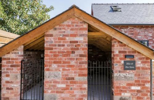 Hereford House | The Piggery