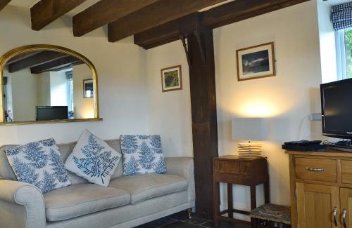 Longford House | The Pigsty Cottage E2783