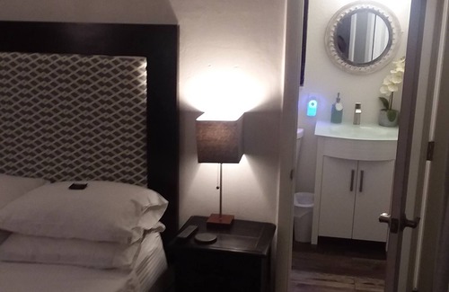 North Andrews Gardens Bed & Breakfast | The Place, a beautiful private and quiet, cozy, room with microwave refrig.