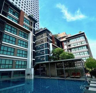 Chatuchak Hotel | The Plimplace Hotel