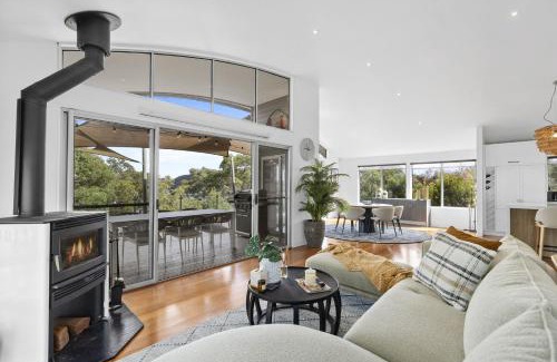 Daleys Point House | The Point by Coast Hosting