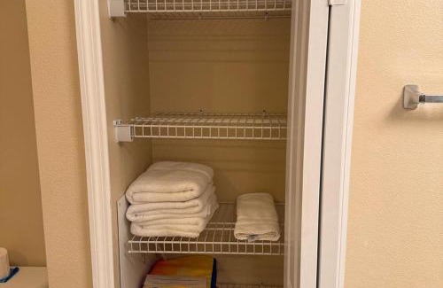 Florida Center Apartment | The Point Hotel & Suites - 503 Luxury - Pool view - Close to Universal