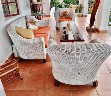 Uvongo Villa | The Pool House