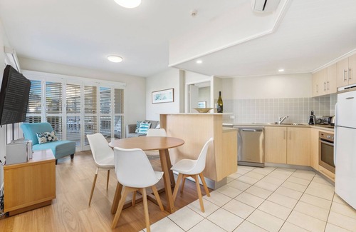 Kingscliff Apartment | The Pool Resort Kingscliff - One Bed Pool View (2206) - Holiday Management Co.