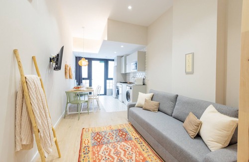Poblats Maritims Apartment | The Port Beach Valencia Room IX by Florit Flats