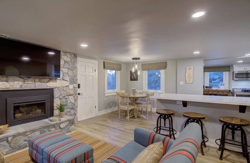 Prescott House | The Prescott Hideout - Sleeps 8/Firepit/Close to Whiskey Row