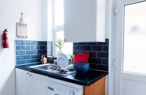 Northampton House | The Private Villa, Northampton Centre, Sleeps 12