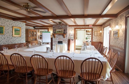 Quechee Hotel | The Quechee Inn at Marshland Farm