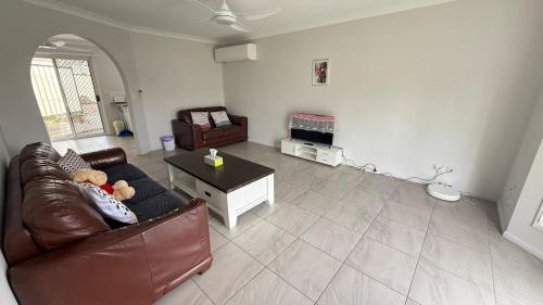 Collingwood Park House | The Queen Nest Family House Unit 2