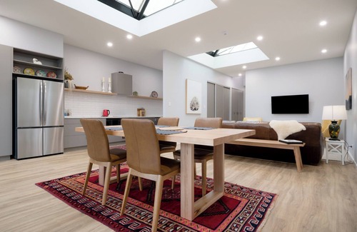 Launceston CBD Apartment | The Ranch in the Heart of Launceston with WiFi