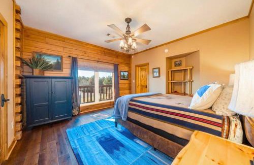 Royal House | The Ranch