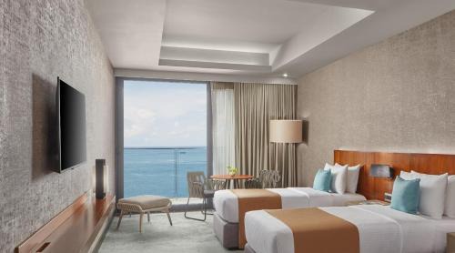 Lapu-Lapu Resort | The Reef Island Resort Mactan, Cebu