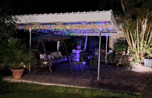 Anse aux Pins Apartment | The Reef Palm