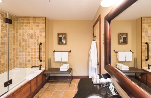 Manchester Hotel | The Reluctant Panther Inn and Restaurant