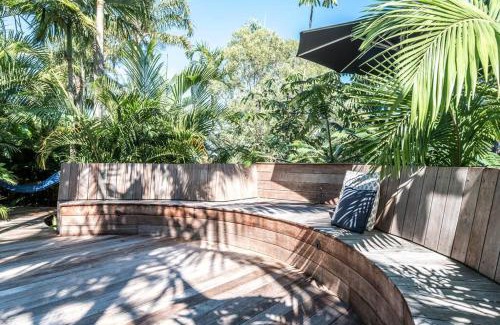 Noosa Heads House | The Rest - Stunning Noosa Family Beach Cottage With Heated Pool