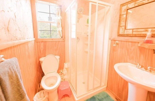 Oakwood House | The Resting Place @ Burleson Lake
