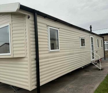 Towyn Apartment | The Retreat Vacation