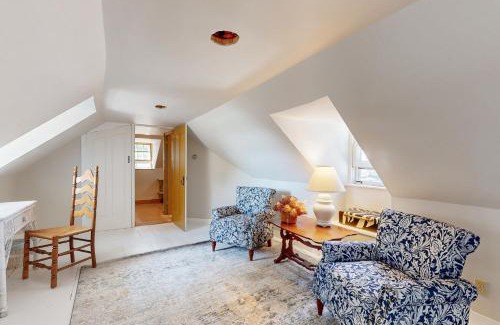 Wiscasset Apartment | The Rice Andrews House circa 1762