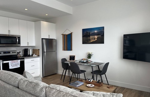 Regional District of Nanaimo Apartment | The Ridge Suite-Vancouver Island