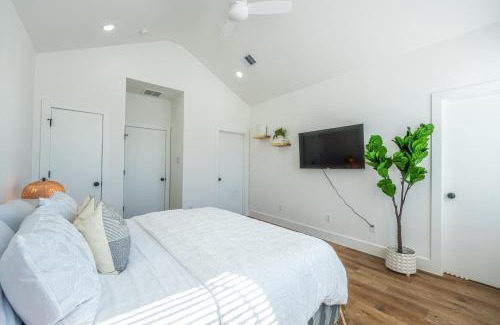 South Central Houston Apartment | The Right House @ East Downtown