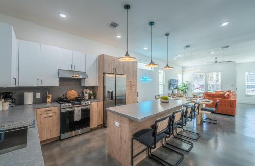 South Central Houston Apartment | The Right House @ East Downtown