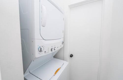 South Central Houston Apartment | The Right Studio @ East Downtown