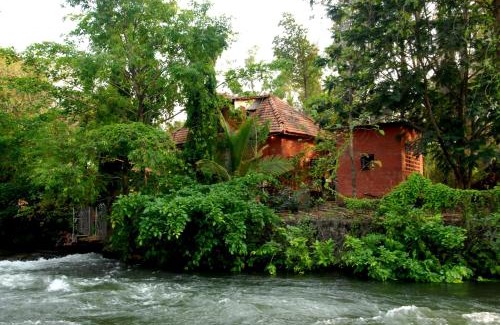 Vaijanath House | The Rippling Edge - River front property