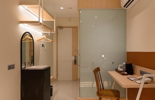 Tangerang Hotel | The Risman Hotel At Jakarta Airport CBC