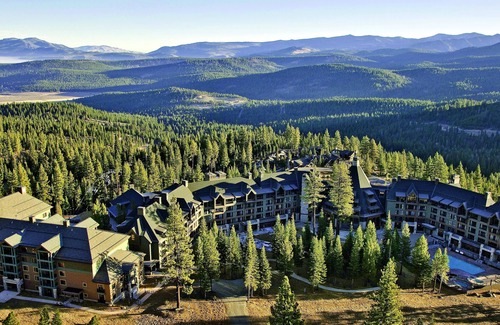 Truckee Hotel | The Ritz-Carlton, Lake Tahoe