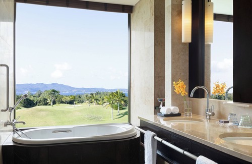 Nago Hotel | The Ritz-Carlton, Okinawa