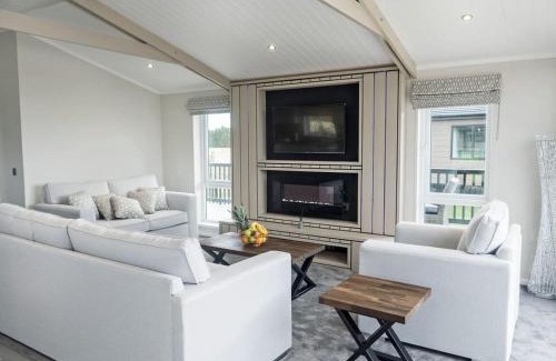 Carlton-in-Cleveland House | The Riverside Lodge - Ukc4058