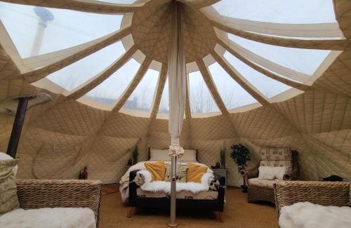 Blakeney Other | The Riverside Retreat