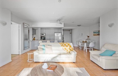Currumbin Apartment | The Rocks Resort 2i S