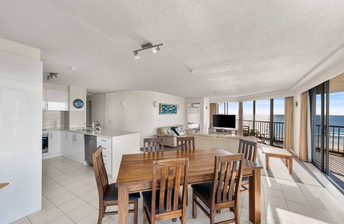 Currumbin Apartment | The Rocks Resort 8J S
