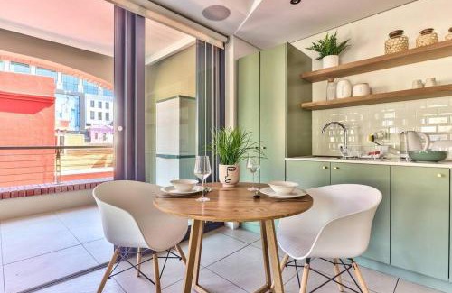 Cape Town City Centre Apartment | The Rockwell Apt in DeWaterkant next to Waterfront