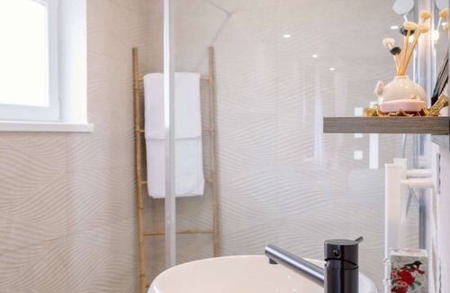 Hesingue House | The romance of a luxury suite. Discover the Alsace region, land of the 3 borders