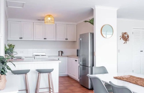 Bicheno Apartment | The Rooftop Bicheno - Central location!